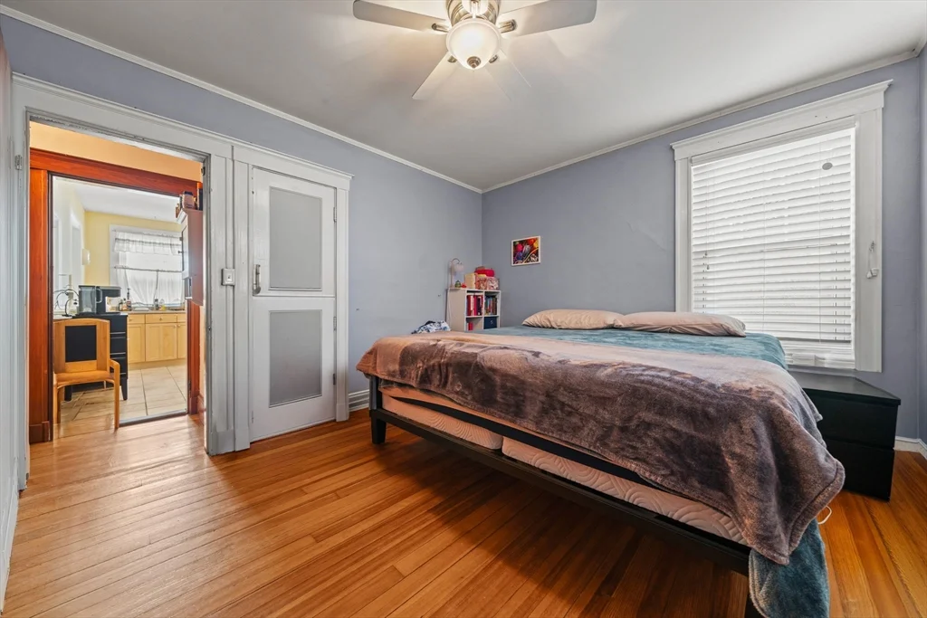2 bed, 1 bath apartment for rent at 119 Eliot St Unit 1, Brookline Hills — photo 11 of 18