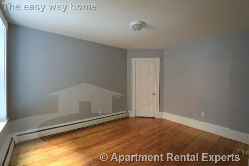 2 bed, 1 bath apartment for rent at 119 Harvard St Unit 4, Kendall Square — photo 8 of 20