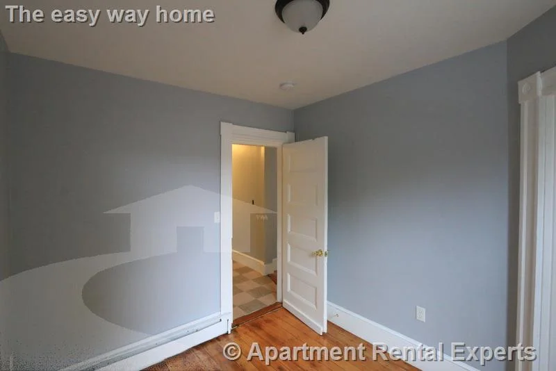 2 bed, 1 bath apartment for rent at 119 Harvard St Unit 4, Kendall Square — photo 17 of 20