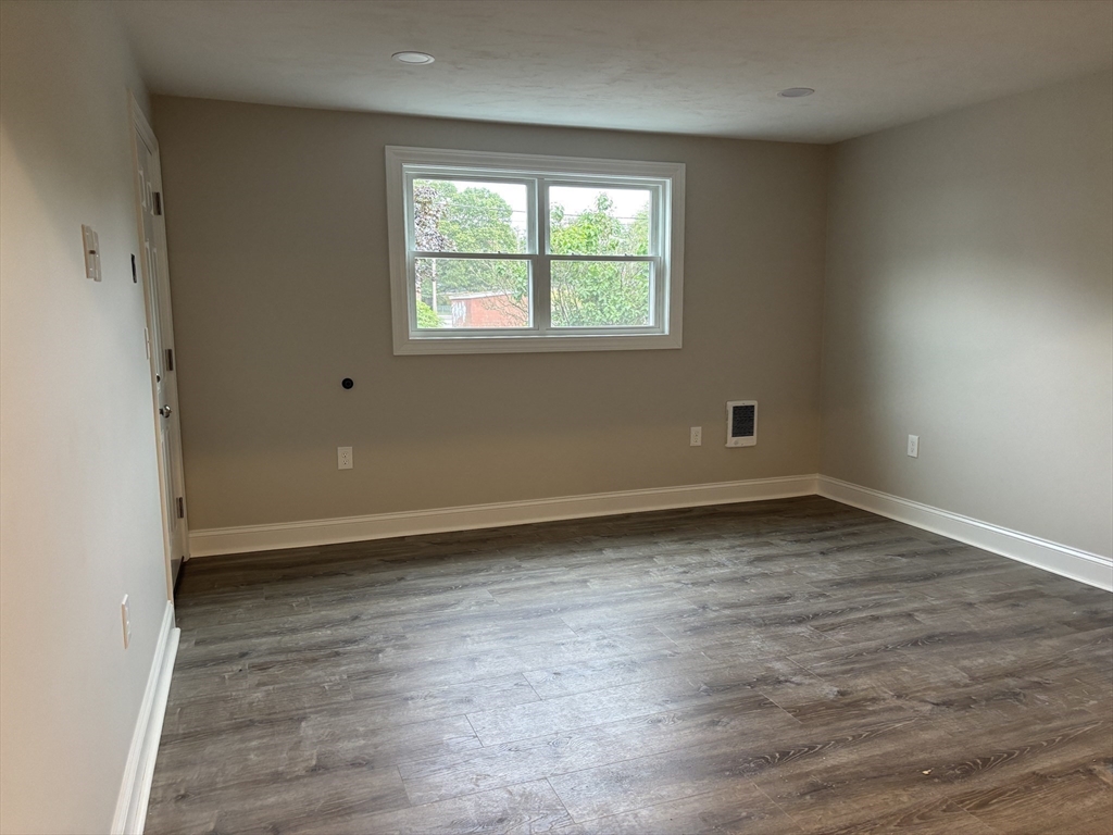 2 bed, 1 bath apartment for rent at 119 Knight Ave Unit 1, Attleboro — photo 4 of 15