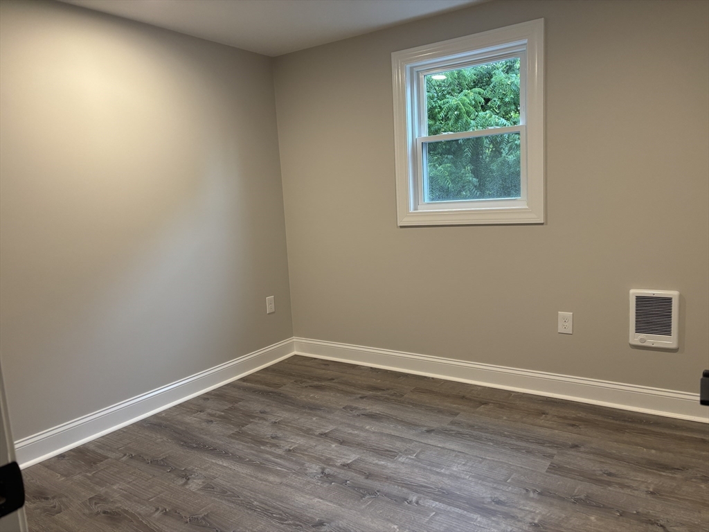 2 bed, 1 bath apartment for rent at 119 Knight Ave Unit 1, Attleboro — photo 7 of 15