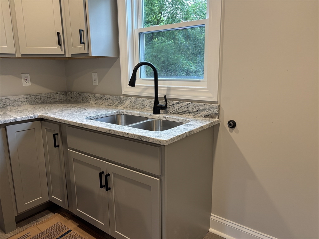 2 bed, 1 bath apartment for rent at 119 Knight Ave Unit 1, Attleboro — photo 2 of 15