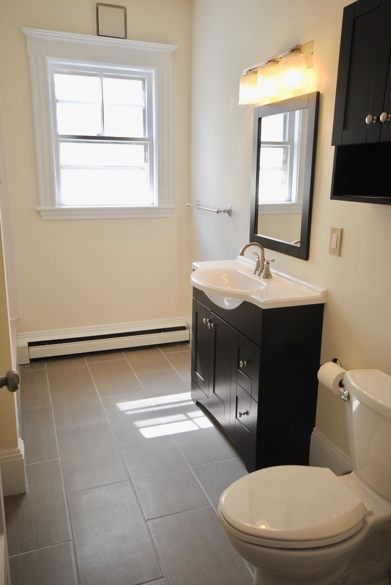 3 bed, 1 bath apartment for rent at 119 Lexington St Unit 3R, East Boston — photo 4 of 6