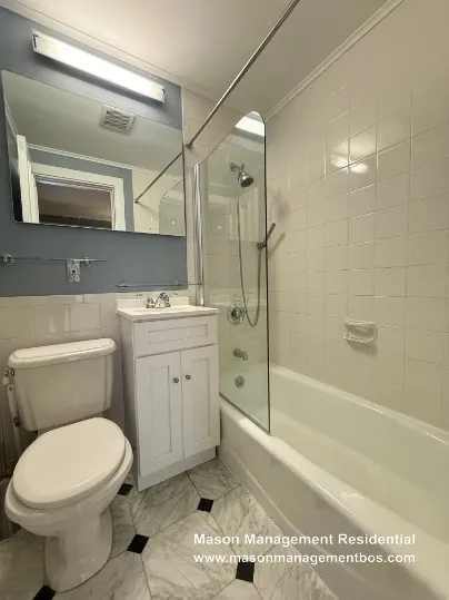 1 bed, 1 bath apartment for rent at 119 Marlborough St Unit 3, Back Bay — photo 6 of 7
