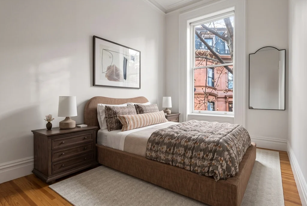 1 bed, 1 bath apartment for rent at 119 Marlborough St Unit 3, Back Bay — photo 5 of 7