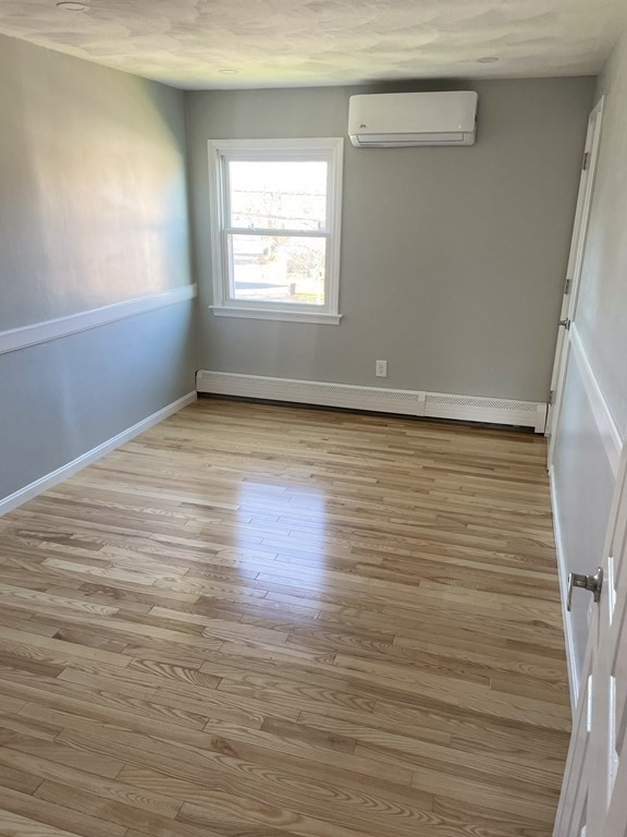 3 bed, 1 bath apartment for rent at 119 North St Unit 2, Randolph — photo 5 of 13