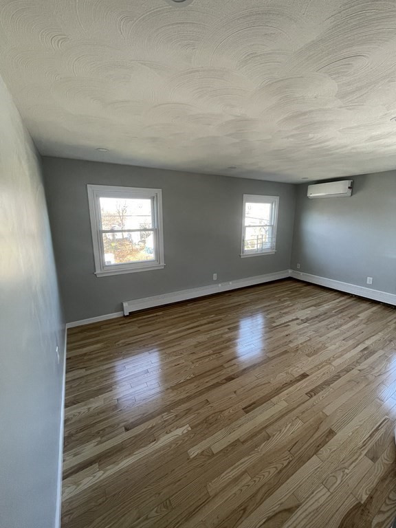 3 bed, 1 bath apartment for rent at 119 North St Unit 2, Randolph — photo 4 of 13