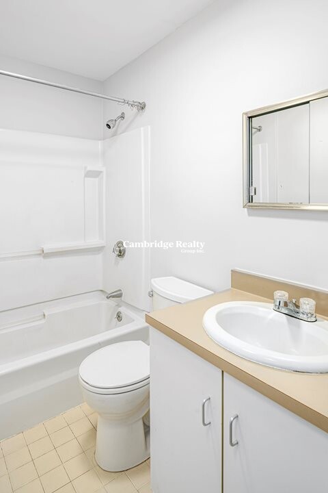 2 bed, 1 bath apartment for rent at 119 Pacific St Unit 201, Cambridgeport — photo 6 of 10