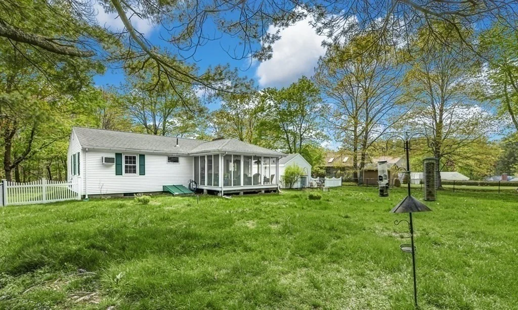 3 bed, 1 bath apartment for rent at 119 Page Rd Unit 0, Bedford — photo 33 of 41