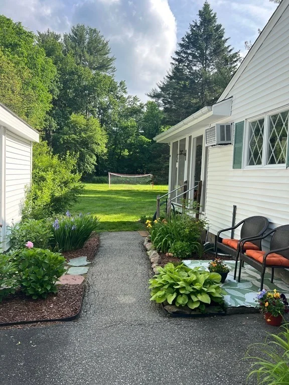 3 bed, 1 bath apartment for rent at 119 Page Rd Unit 0, Bedford — photo 28 of 41