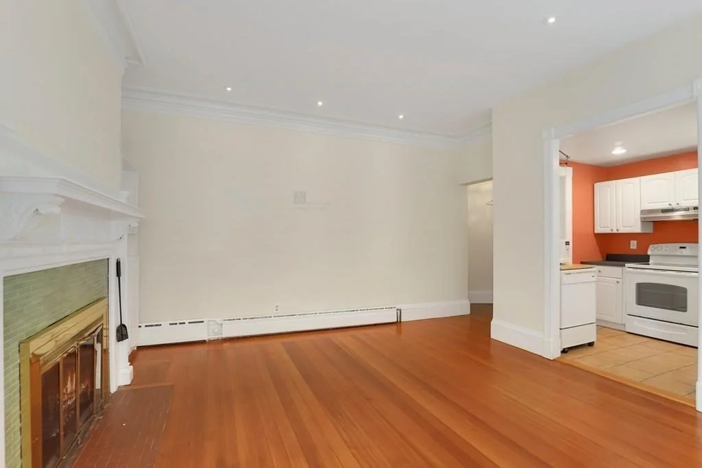1 bed, 1 bath apartment for rent at 119 Park St Unit 1, Coolidge Corner — photo 8 of 11