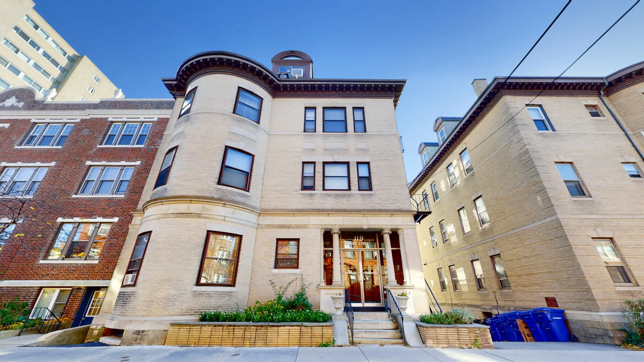 1 bed, 1 bath apartment for rent at 119 Park St Unit 3, Coolidge Corner — photo 9 of 11