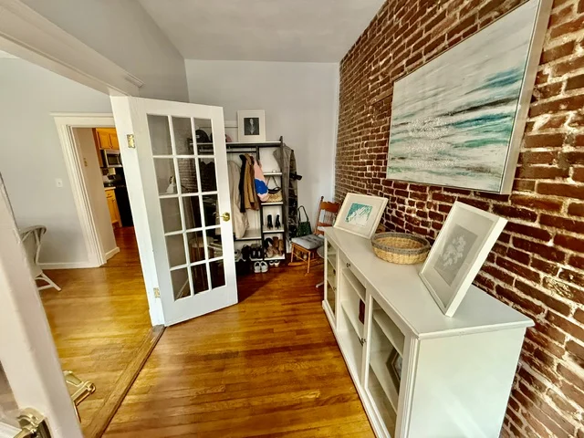 2 bed, 1 bath apartment for rent at 119 Richmond St Unit 2, North End — photo 6 of 13