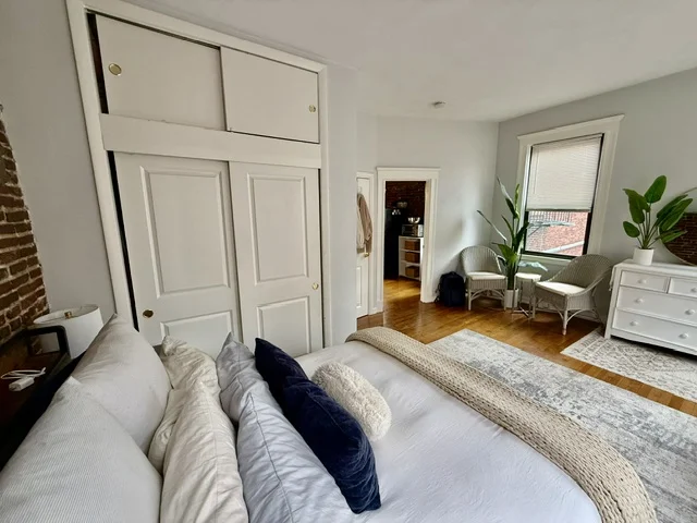 2 bed, 1 bath apartment for rent at 119 Richmond St Unit 2, North End — photo 11 of 13