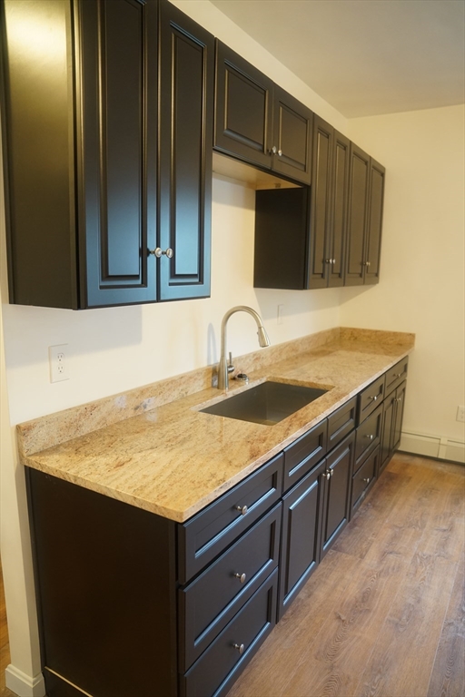 3 bed, 1 bath apartment for rent at 119 Rodney Unit 1, Worcester — photo 9 of 14