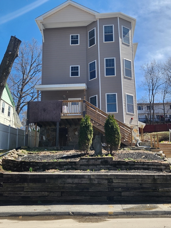 3 bed, 1 bath apartment for rent at 119 Rodney Unit 1, Worcester — photo 1 of 14