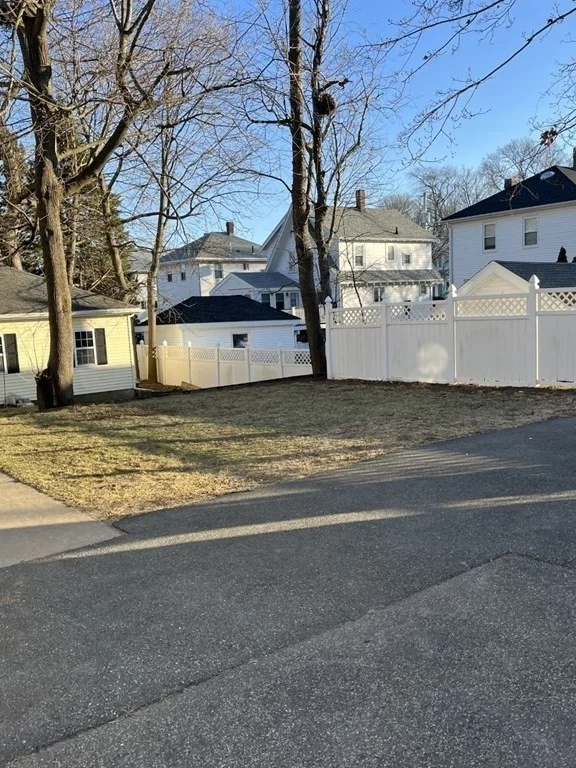 2 bed, 1 bath apartment for rent at 119 Safford St Unit 1, North Quincy — photo 10 of 11