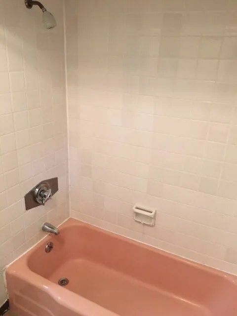 1 bed, 1 bath apartment for rent at 119 Sutherland Rd Unit A, Brighton — photo 15 of 16