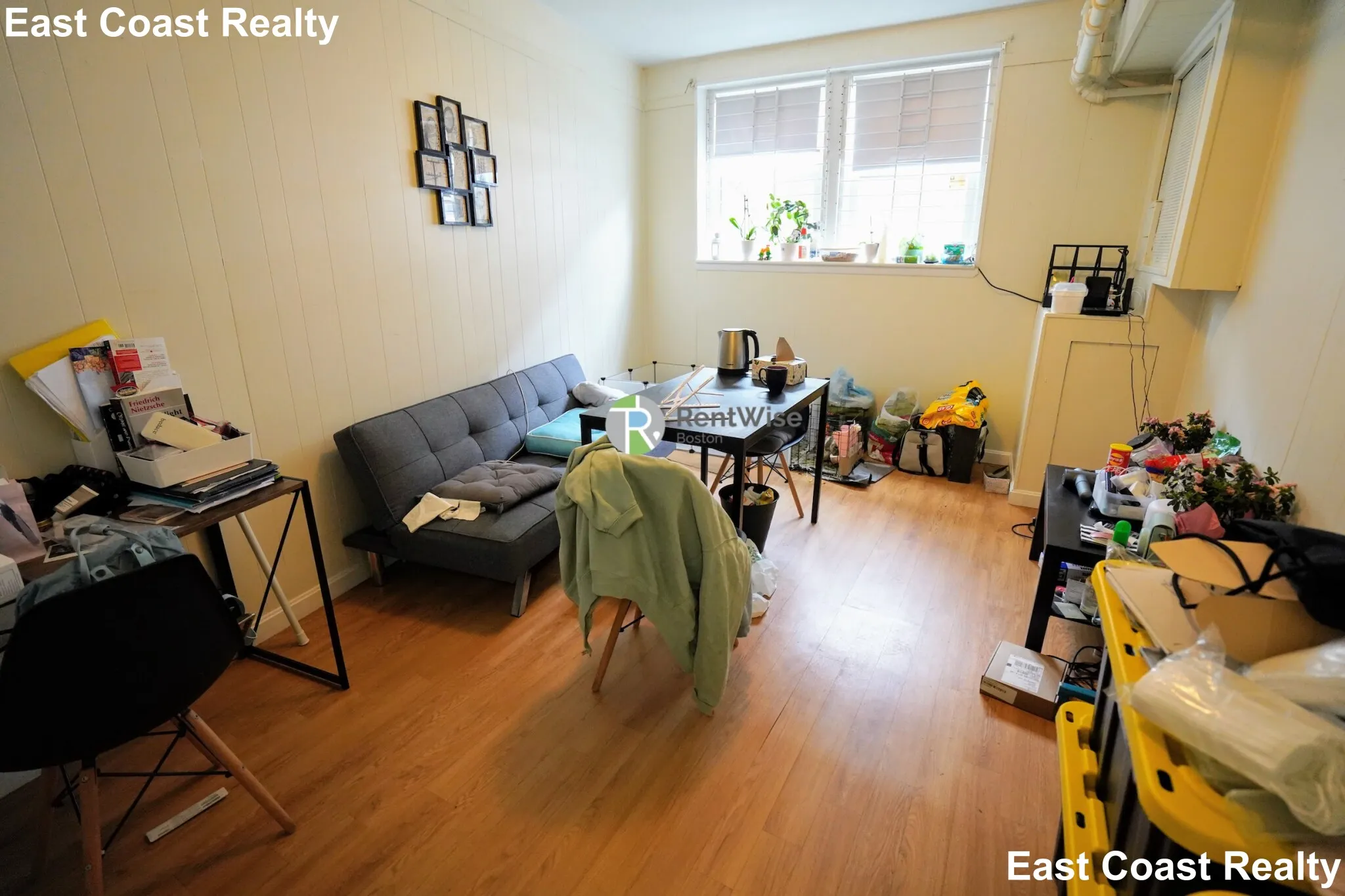 1 bed, 1 bath apartment for rent at 119 Sutherland Rd Unit A, Brighton