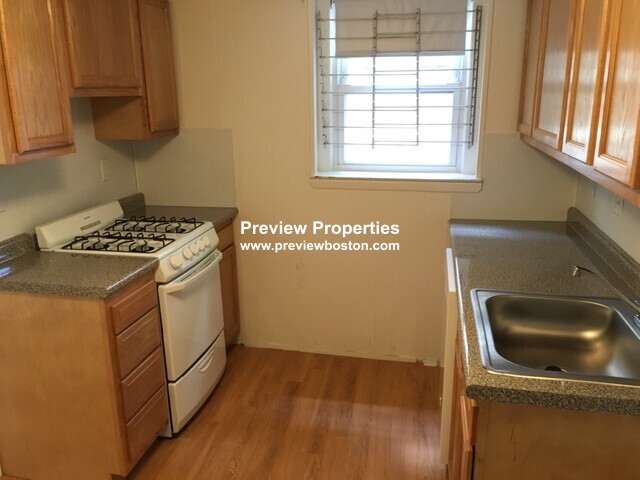 1 bed, 1 bath apartment for rent at 119 Sutherland Rd Unit AP, Brighton — photo 1 of 7