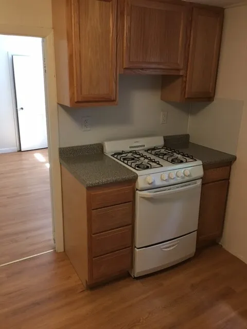 1 bed, 1 bath apartment for rent at 119 Sutherland Rd Unit B, Brighton — photo 2 of 7