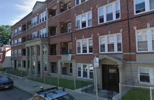 2 bed, 1 bath apartment for rent at 119 Sutherland Rd Unit H, Brighton — photo 8 of 8