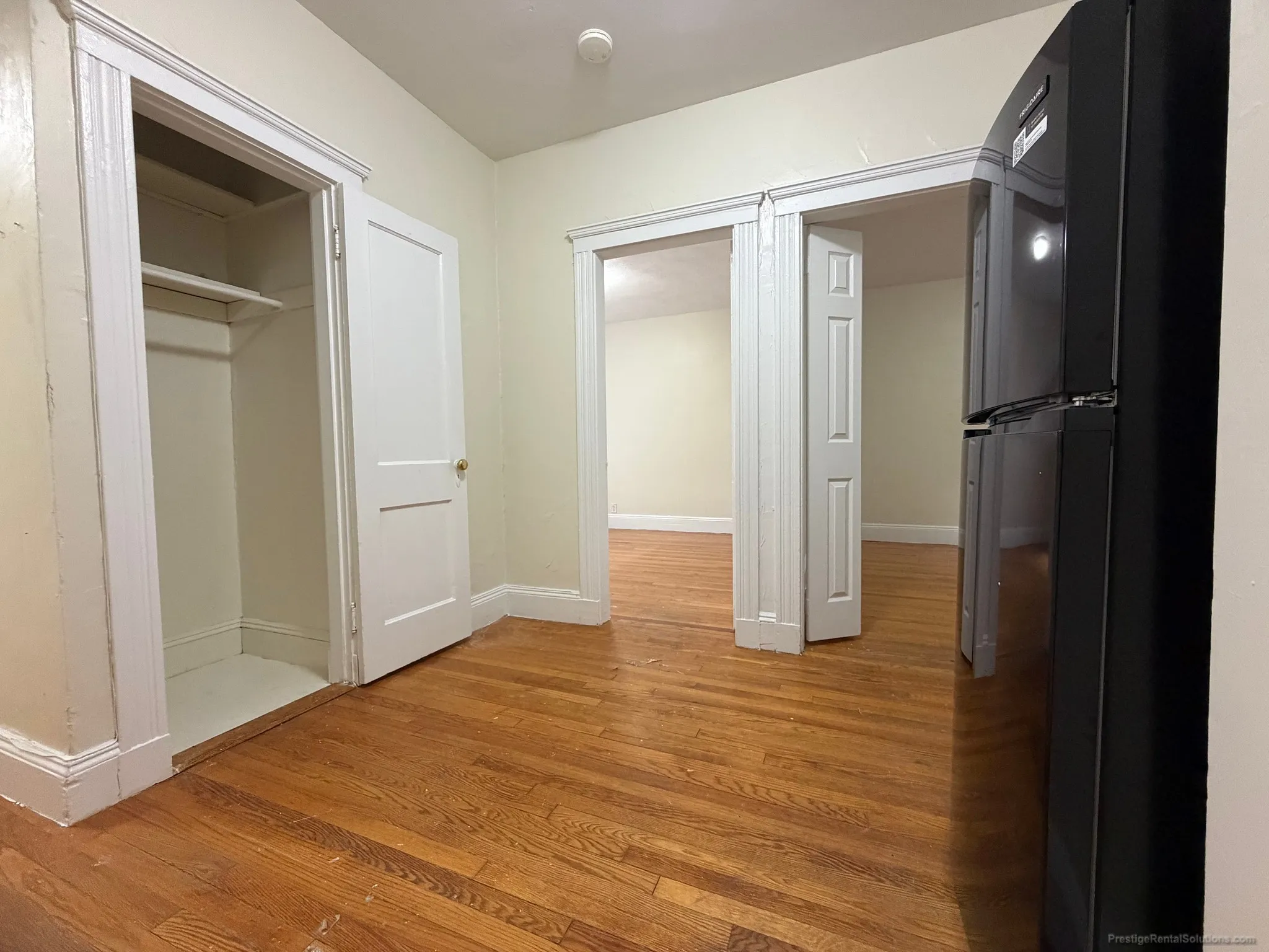 1 bed, 1 bath apartment for rent at 119 Sutherland Rd Unit J, Brighton — photo 4 of 10