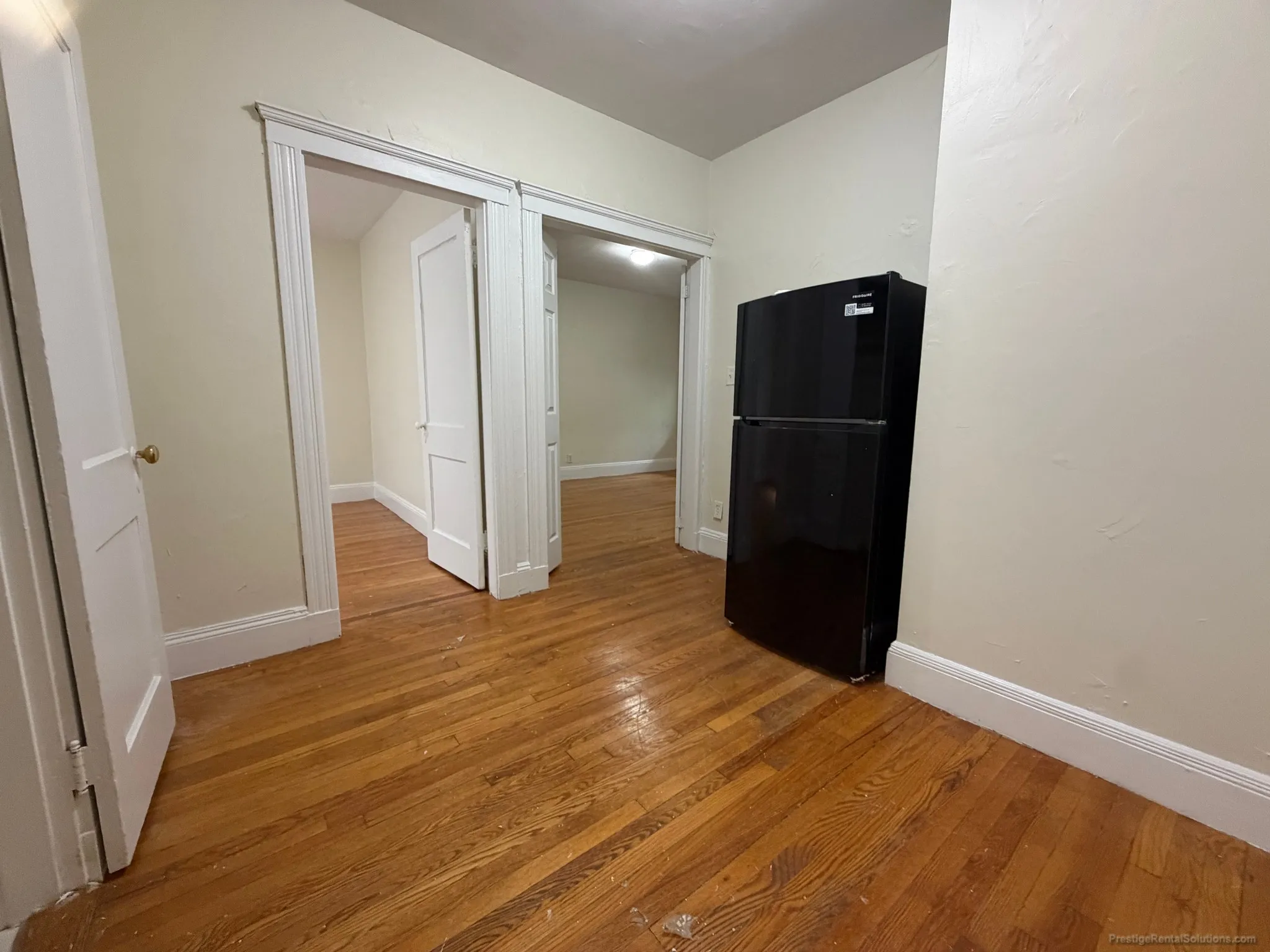 1 bed, 1 bath apartment for rent at 119 Sutherland Rd Unit J, Brighton — photo 3 of 10