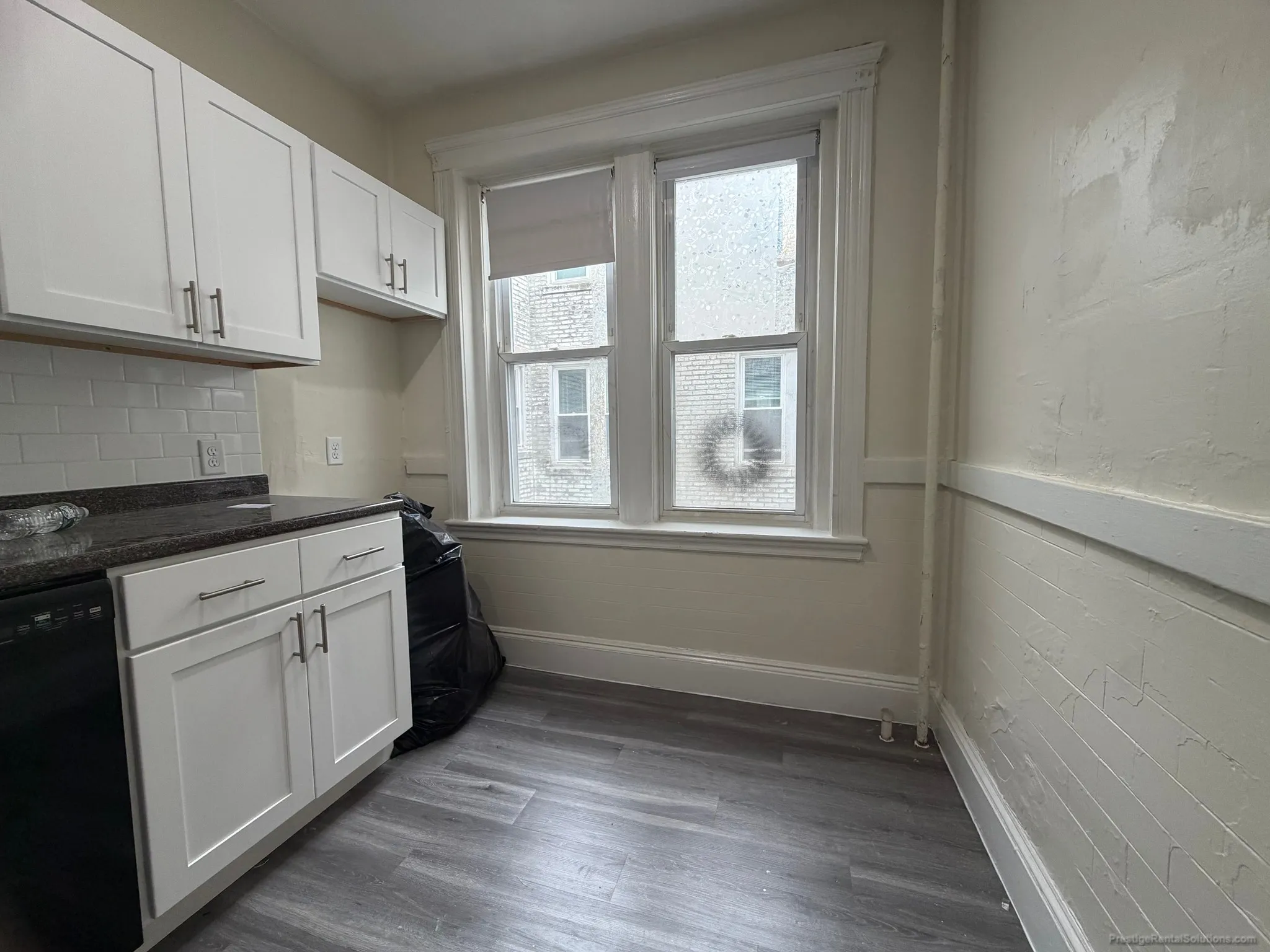 1 bed, 1 bath apartment for rent at 119 Sutherland Rd Unit J, Brighton — photo 9 of 10