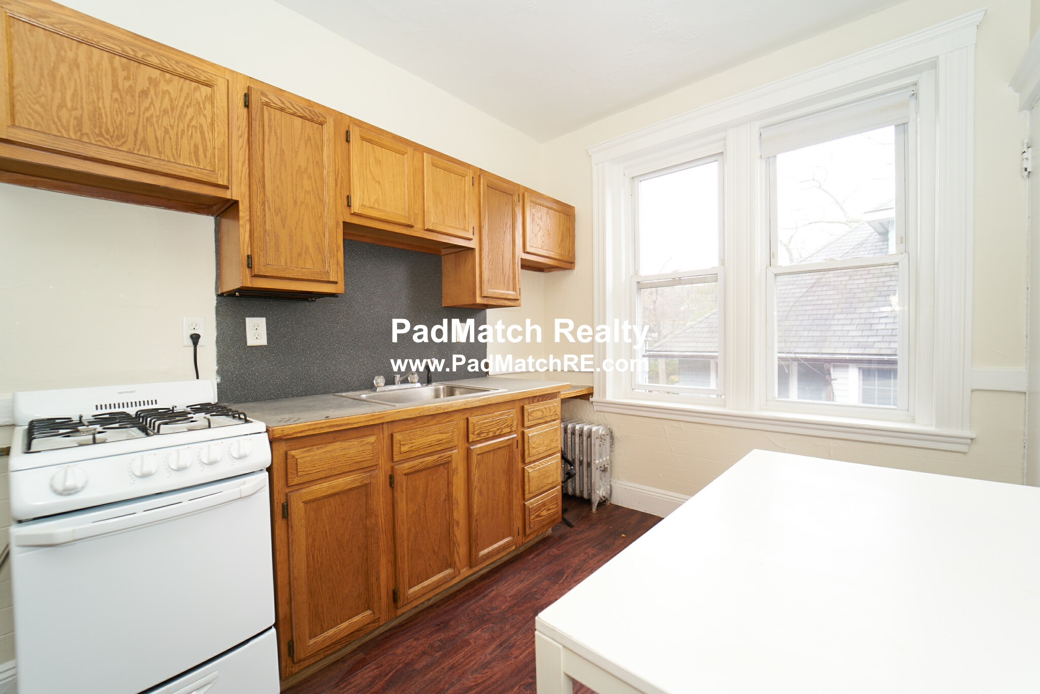 2 bed, 1 bath apartment for rent at 119 Sutherland Rd Unit M, Brighton — photo 4 of 18