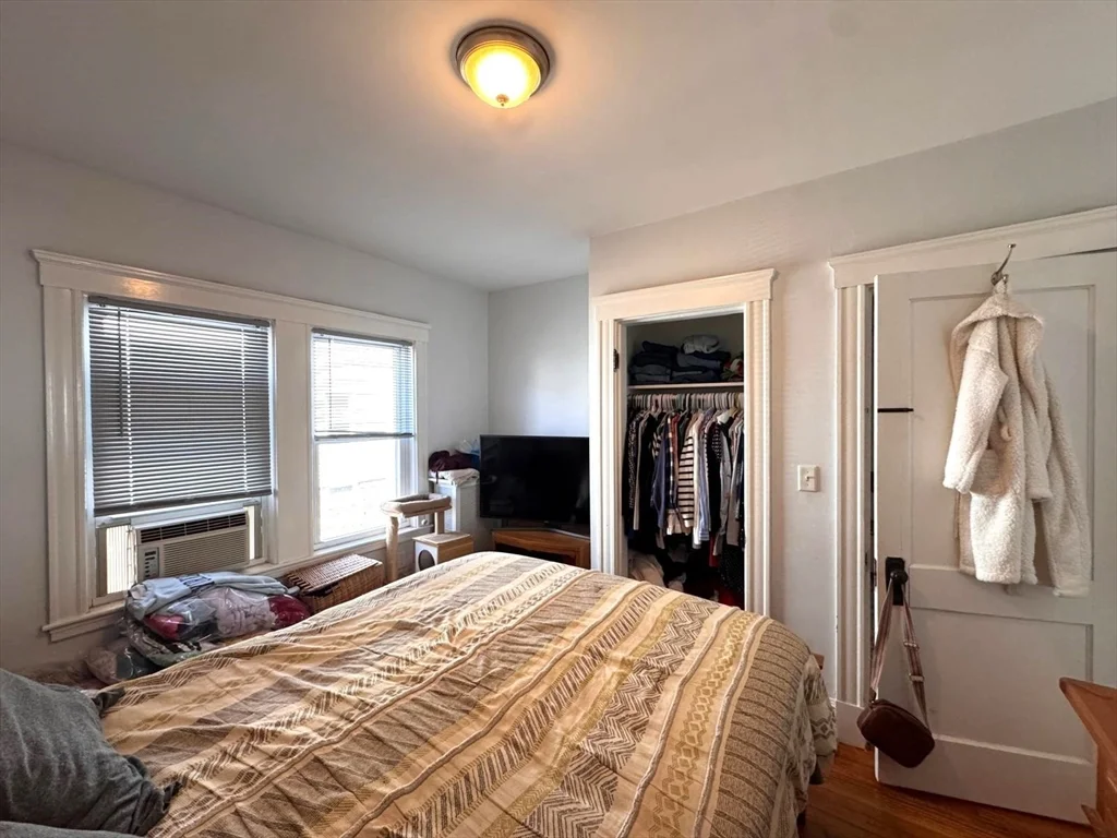 2 bed, 1 bath apartment for rent at 119 Warren St Unit 1, Arlington — photo 24 of 27