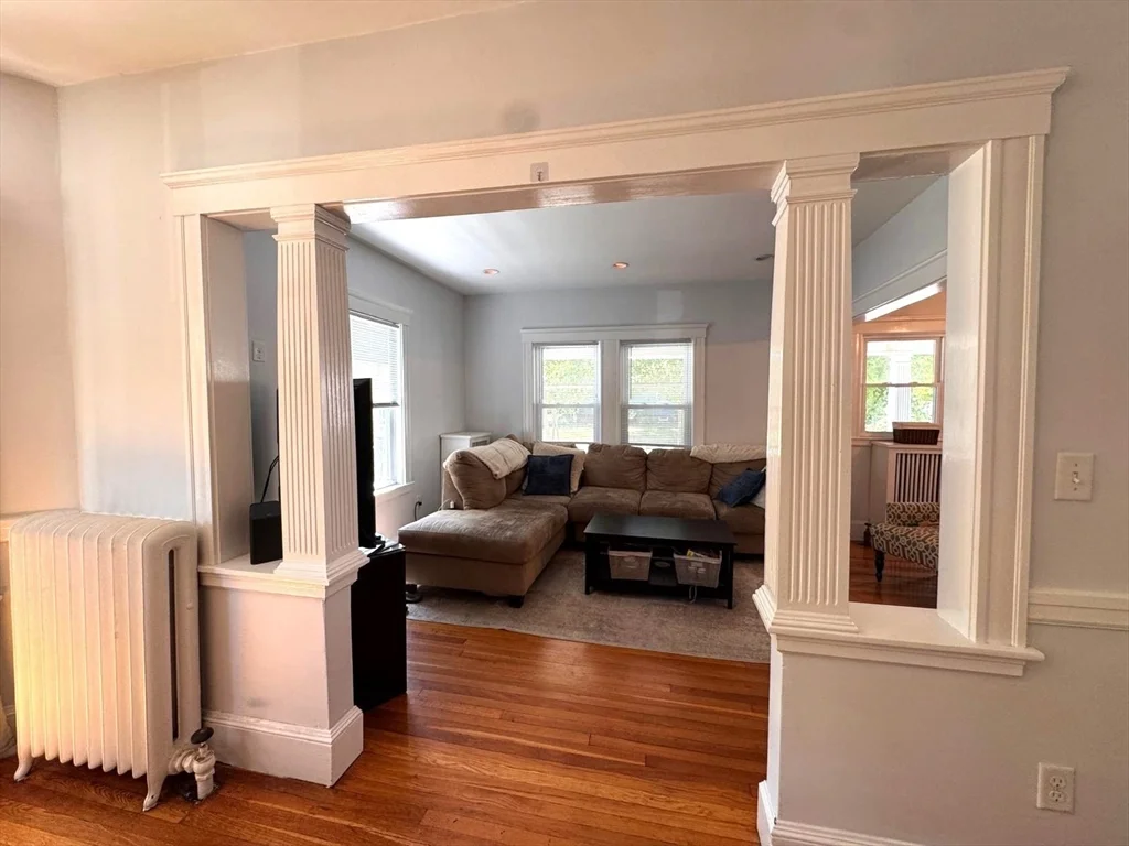 2 bed, 1 bath apartment for rent at 119 Warren St Unit 1, Arlington — photo 16 of 27