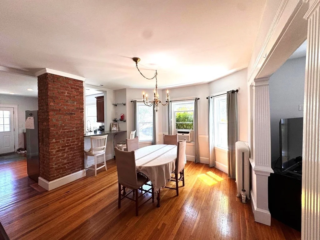 2 bed, 1 bath apartment for rent at 119 Warren St Unit 1, Arlington — photo 13 of 27
