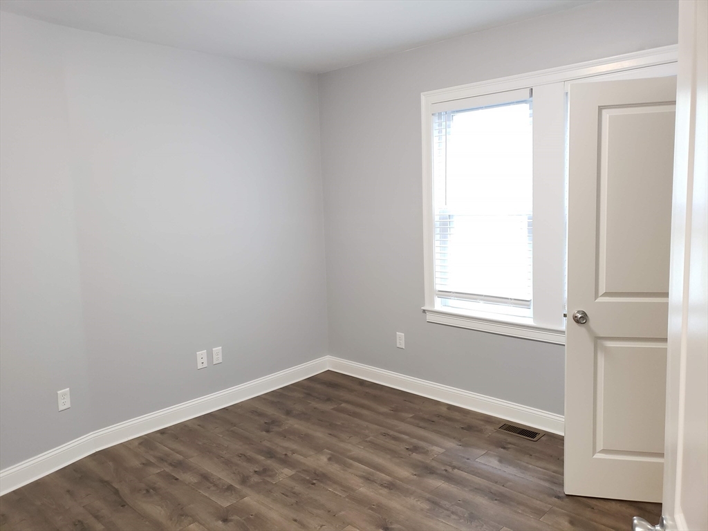 4 bed, 2 bath apartment for rent at 119 West Adams St Unit 119, Tufts University — photo 4 of 19
