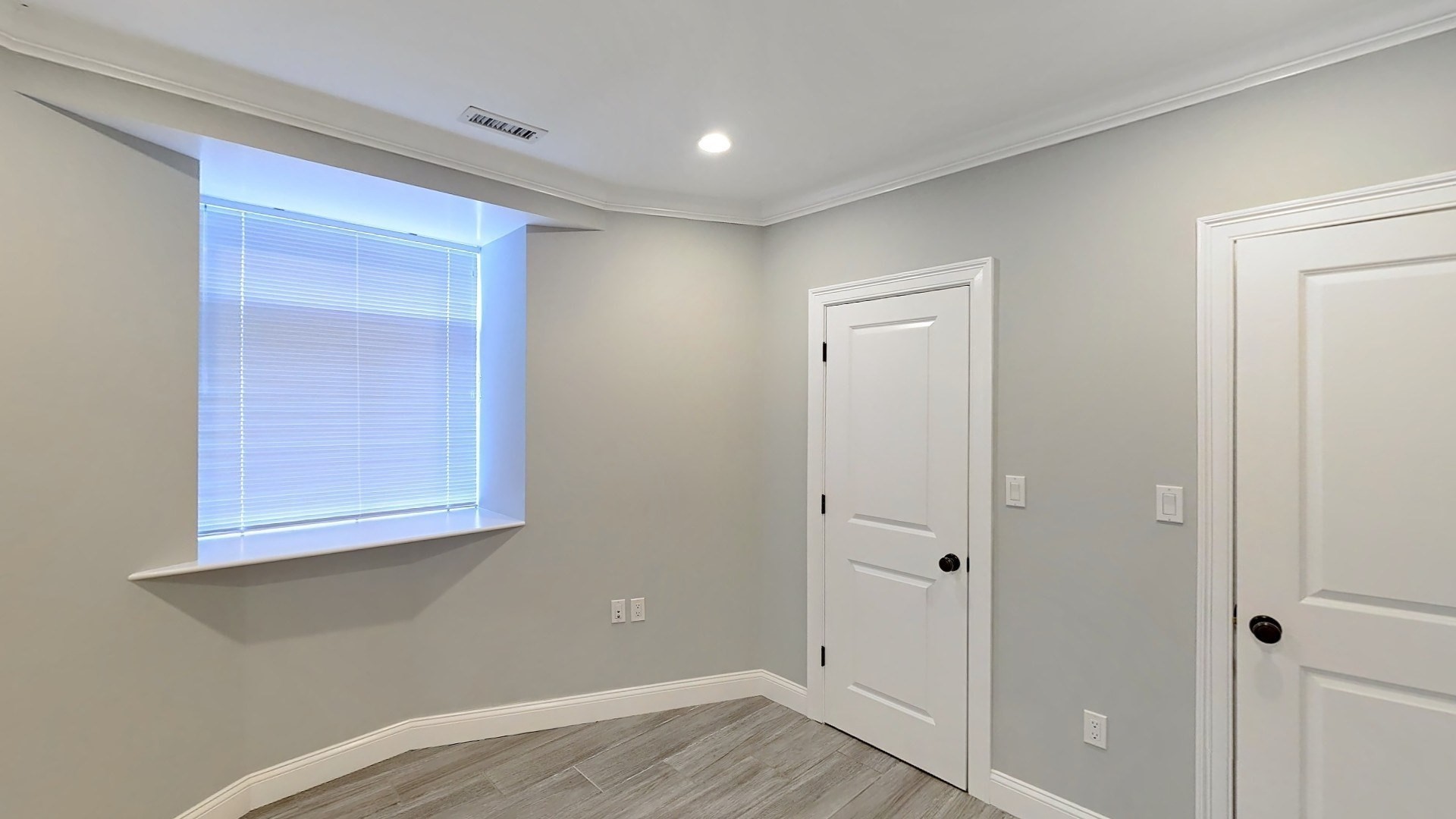 5 bed, 3.5 bath apartment for rent at 119 Westbourne Rd Unit 1, Coolidge Corner — photo 14 of 18
