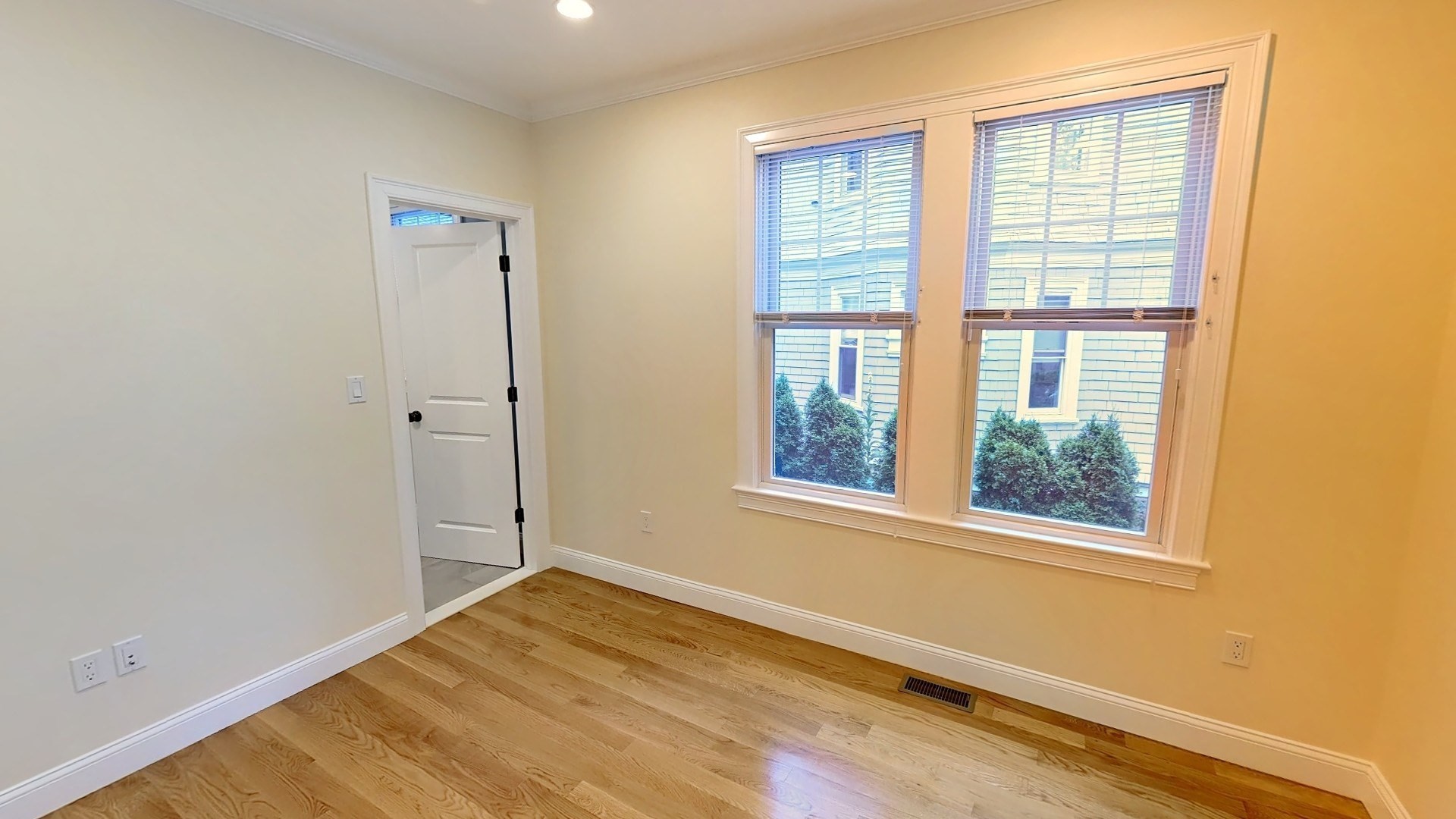 5 bed, 3.5 bath apartment for rent at 119 Westbourne Rd Unit 1, Coolidge Corner — photo 5 of 18