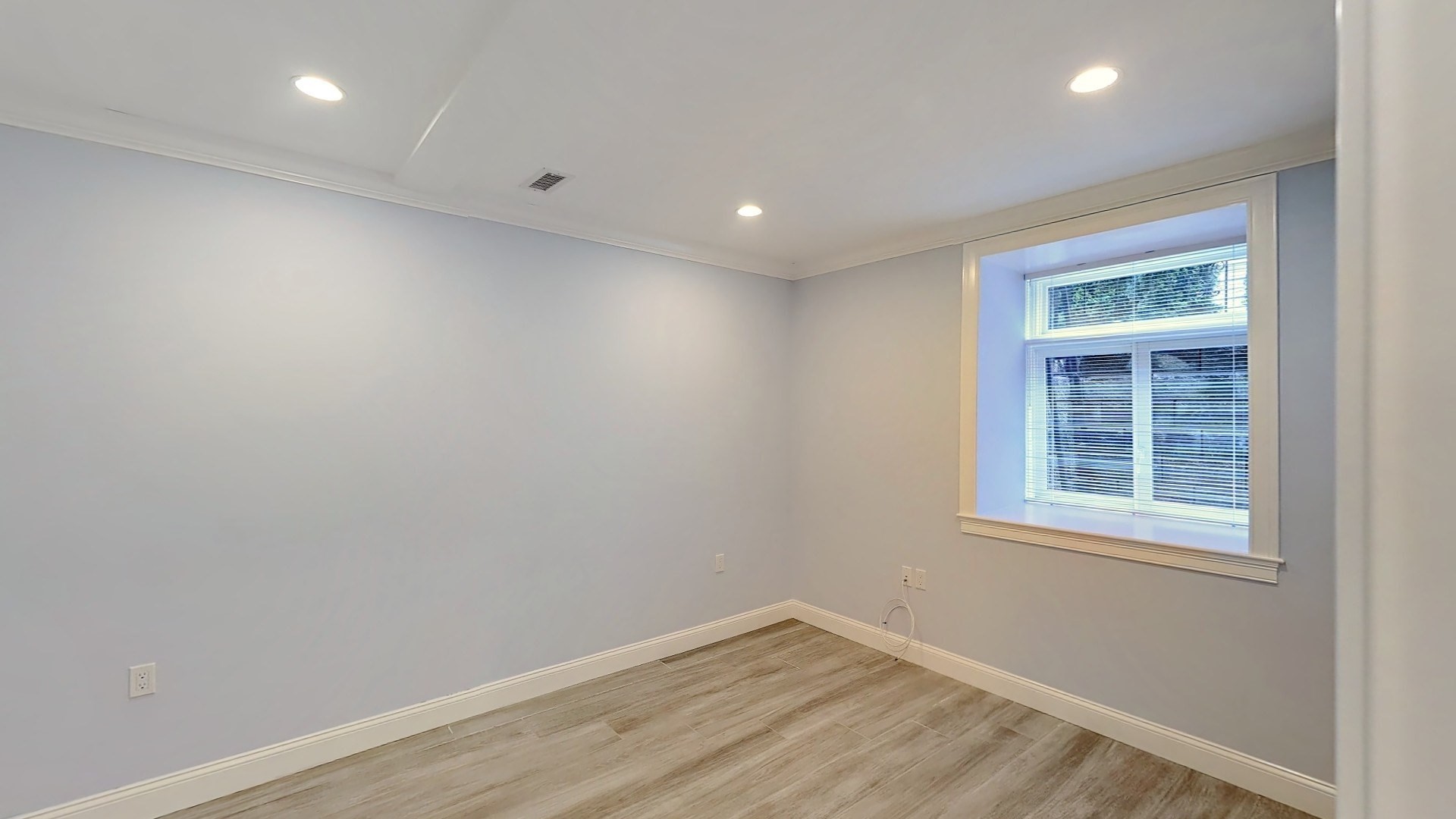 5 bed, 3.5 bath apartment for rent at 119 Westbourne Rd Unit 1, Coolidge Corner — photo 9 of 18