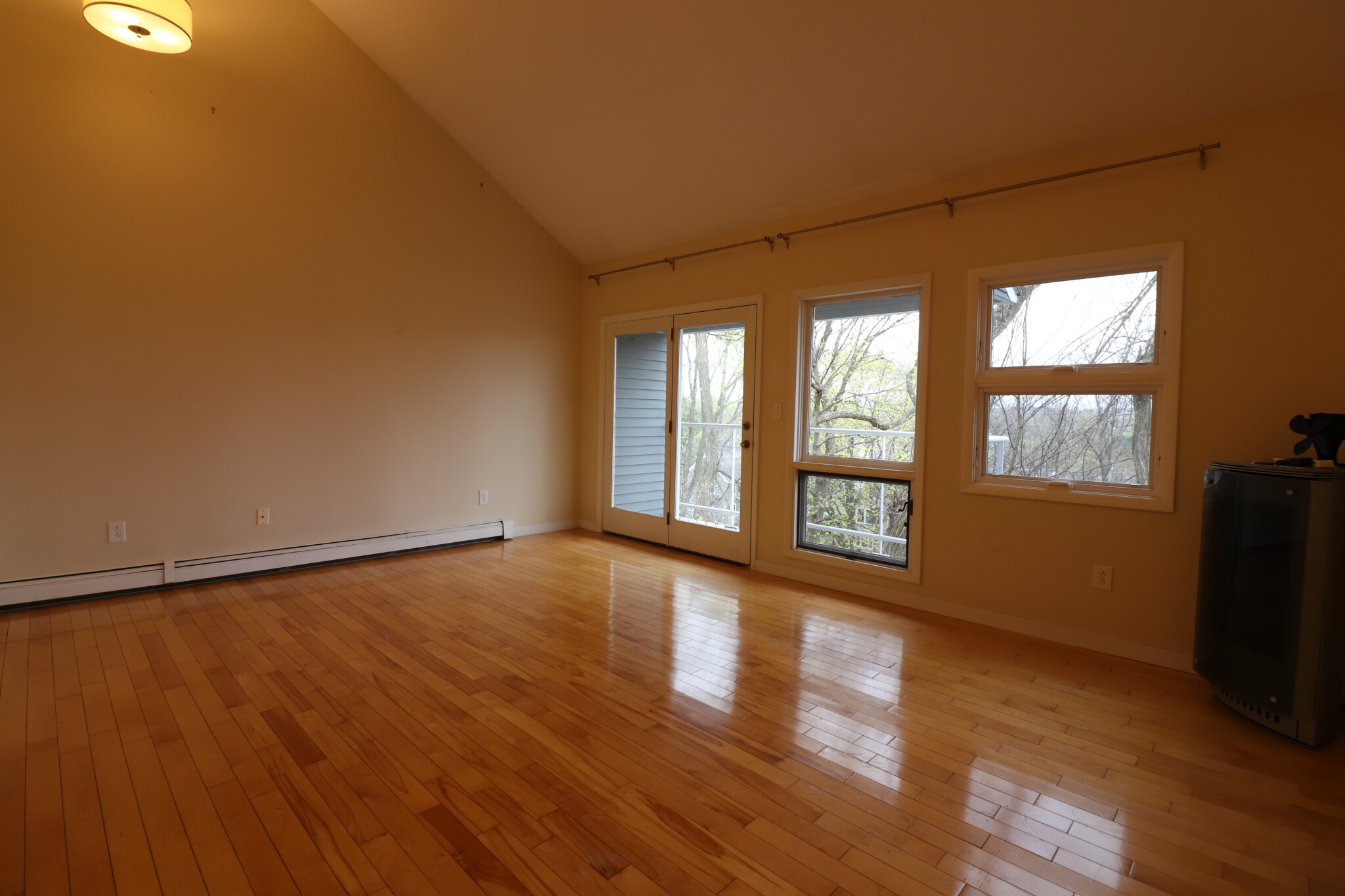 3 bed, 3 bath apartment for rent at 119 Whites Ave Unit 1, Watertown — photo 50 of 65