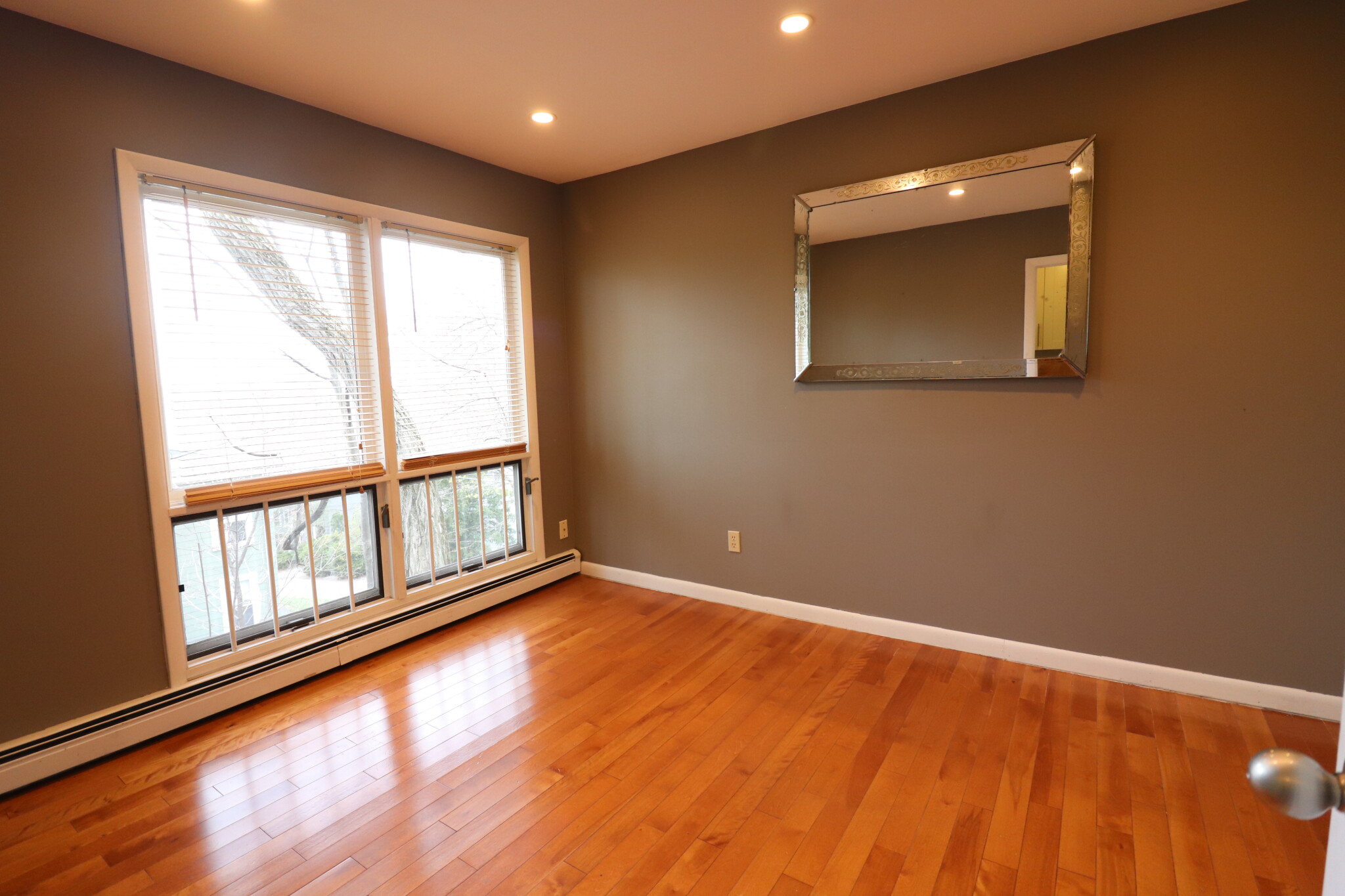 3 bed, 3 bath apartment for rent at 119 Whites Ave Unit 1, Watertown — photo 41 of 65