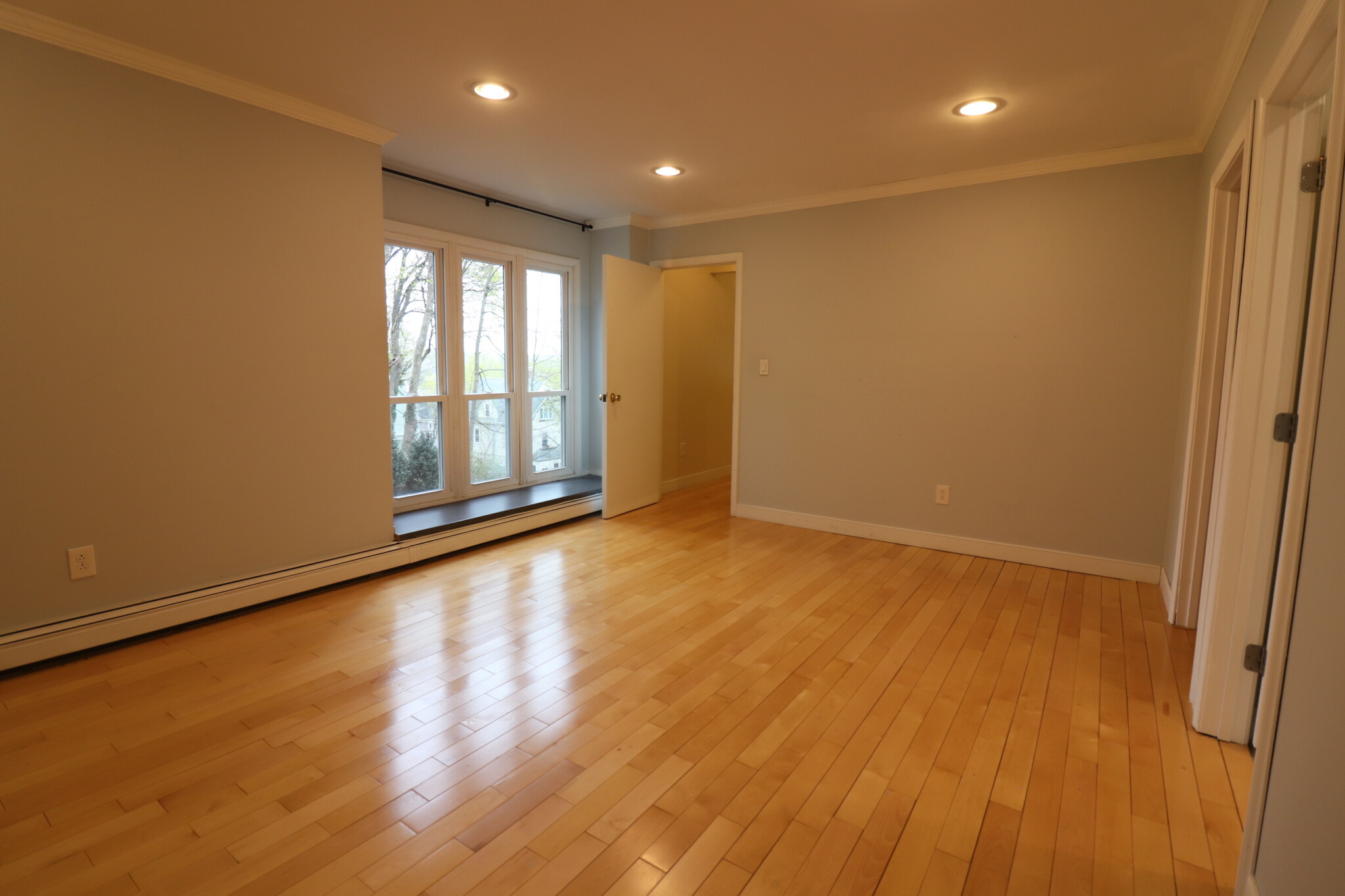 3 bed, 3 bath apartment for rent at 119 Whites Ave Unit 1, Watertown — photo 53 of 65