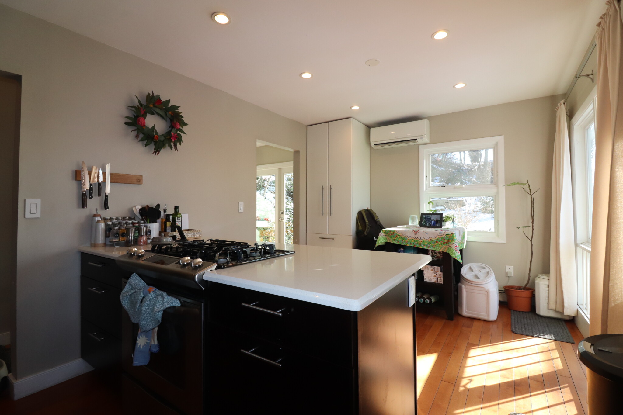 3 bed, 3 bath apartment for rent at 119 Whites Ave Unit 1, Watertown — photo 6 of 65