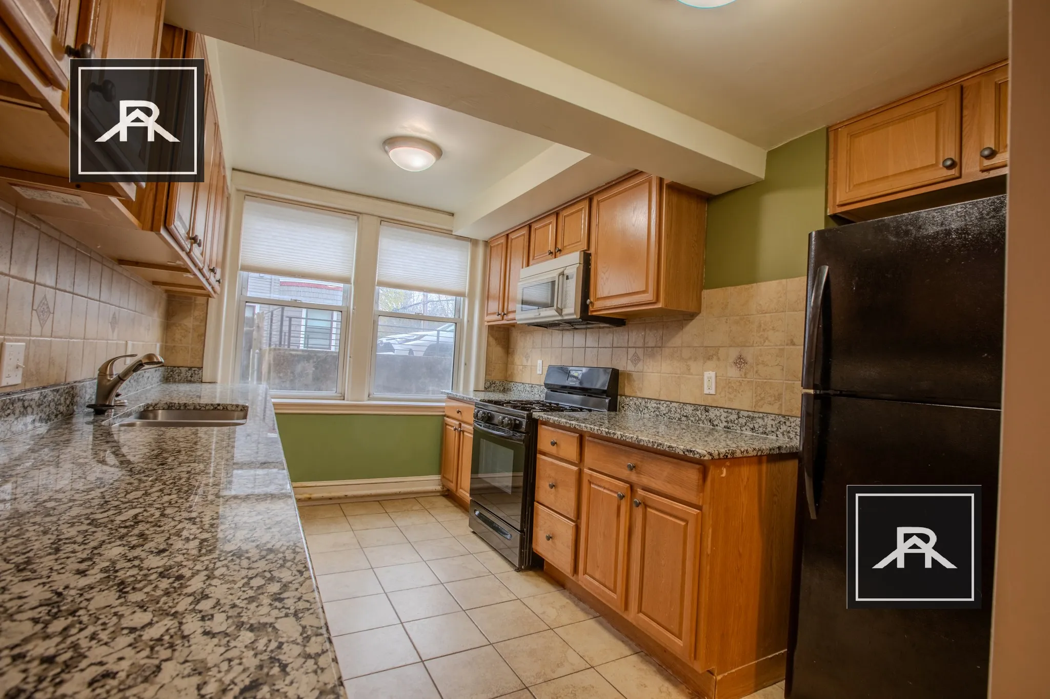 2 bed, 1 bath apartment for rent at 119 Winthrop Rd Unit 12C, Aspinwall Hill — photo 3 of 9