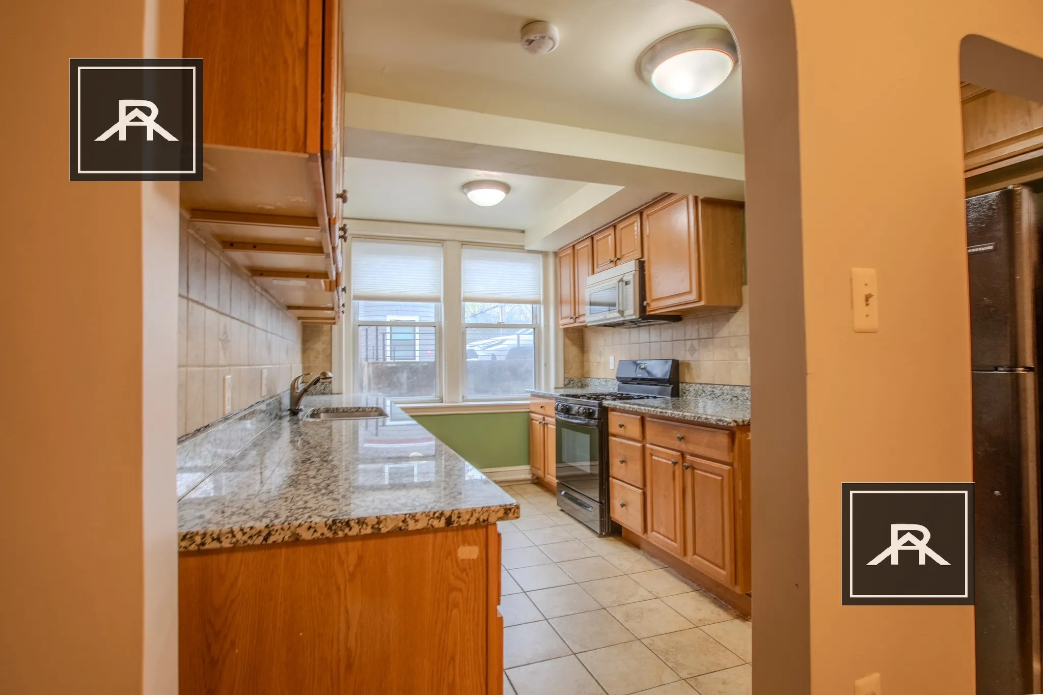 2 bed, 1 bath apartment for rent at 119 Winthrop Rd Unit 12C, Aspinwall Hill — photo 2 of 9