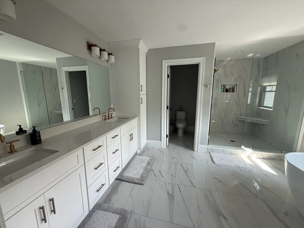 5 bed, 4+ bath apartment for rent at 119 Woodbine Circle, Needham — photo 11 of 21