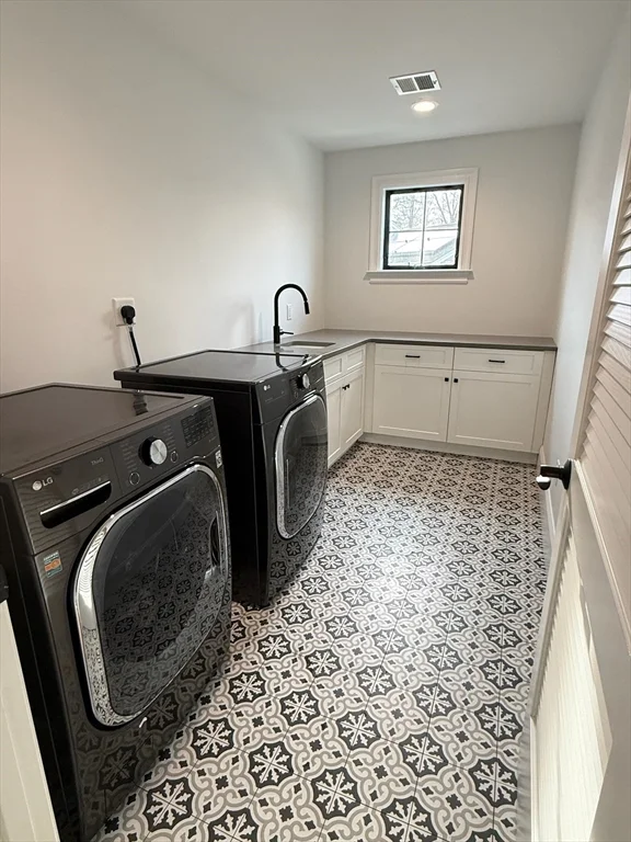 5 bed, 4+ bath apartment for rent at 119 Woodbine Circle, Needham — photo 17 of 21