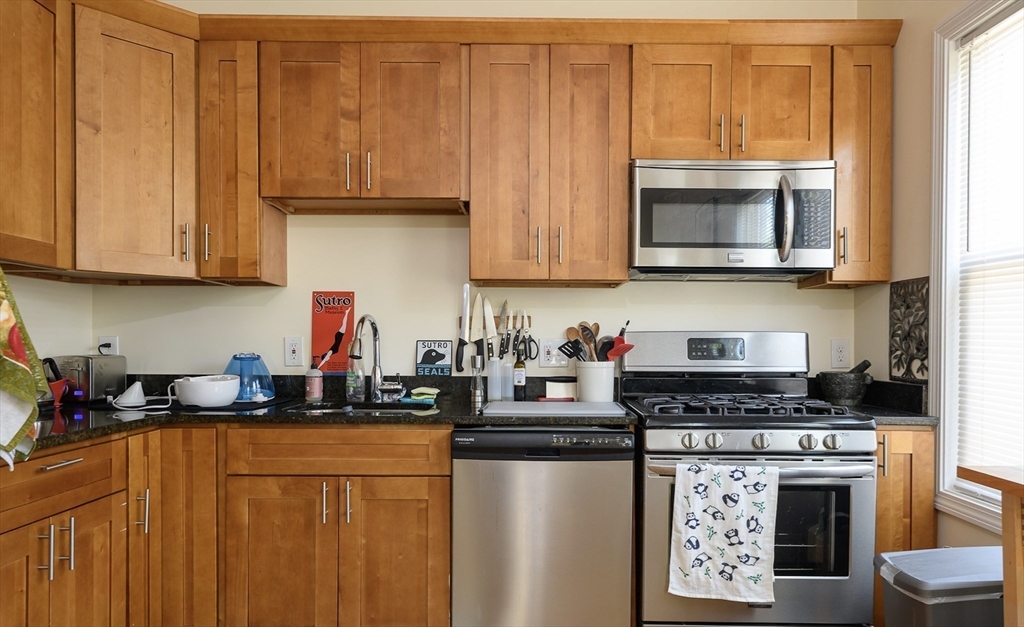 3 bed, 1 bath apartment for rent at 1190 Cambridge St Unit 2, Cambridge — photo 2 of 11
