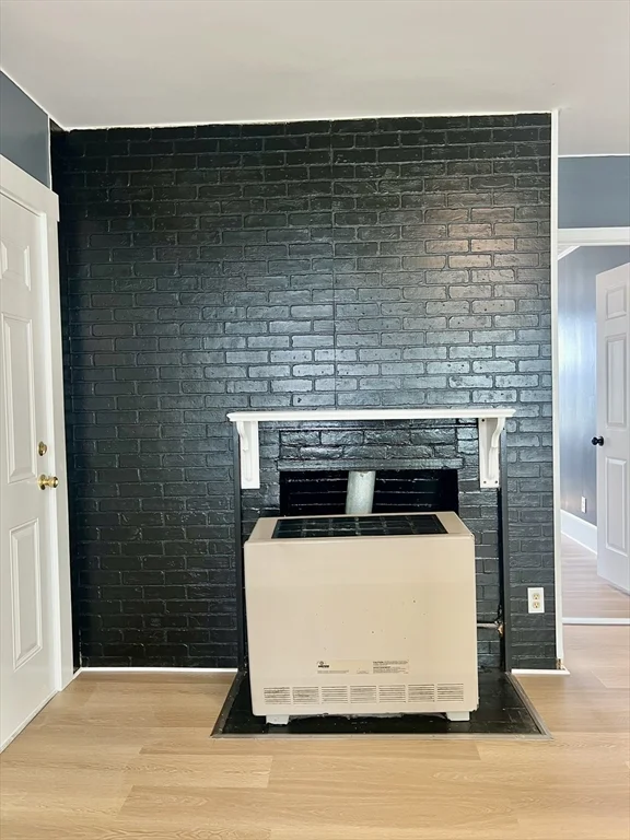 3 bed, 1 bath apartment for rent at 1190 Pleasant St Unit 1, New Bedford — photo 9 of 19