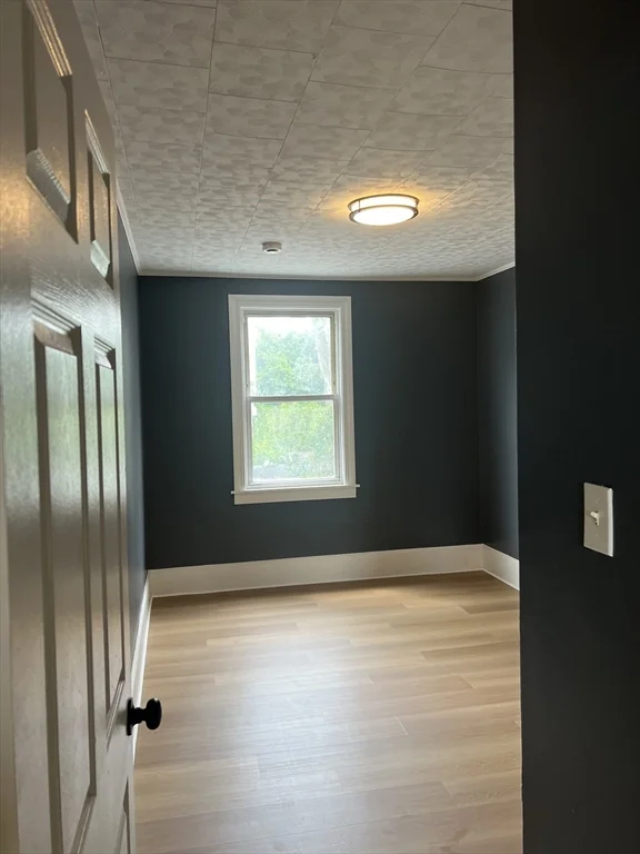 3 bed, 1 bath apartment for rent at 1190 Pleasant St Unit 1, New Bedford — photo 12 of 19