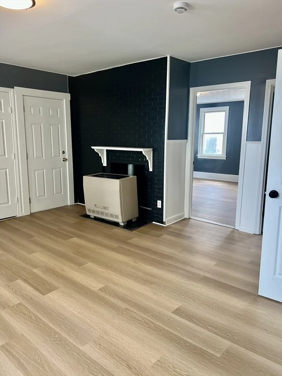 3 bed, 1 bath apartment for rent at 1190 Pleasant St Unit 1, New Bedford — photo 8 of 19