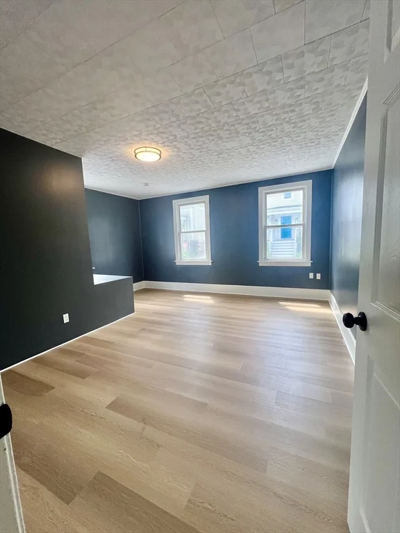 3 bed, 1 bath apartment for rent at 1190 Pleasant St Unit 1, New Bedford — photo 11 of 19